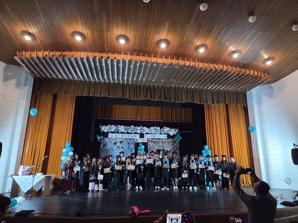 🎓 Festivitatea de premiere a absolvenților claselor a VIII-a A și a VIII-a B