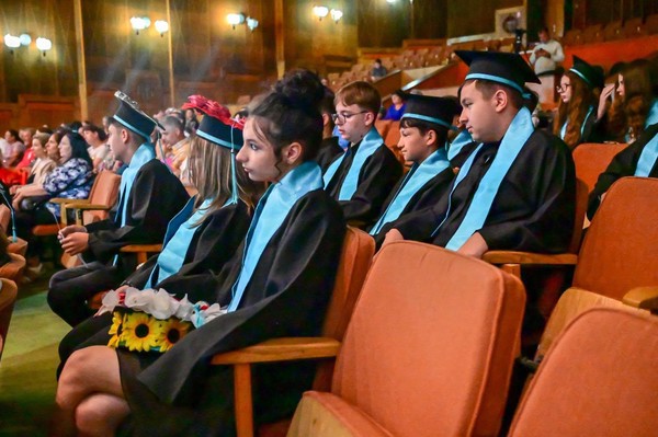 🎓 Festivitatea de premiere a absolvenților claselor a VIII-a A și a VIII-a B