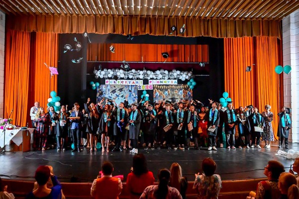 🎓 Festivitatea de premiere a absolvenților claselor a VIII-a A și a VIII-a B